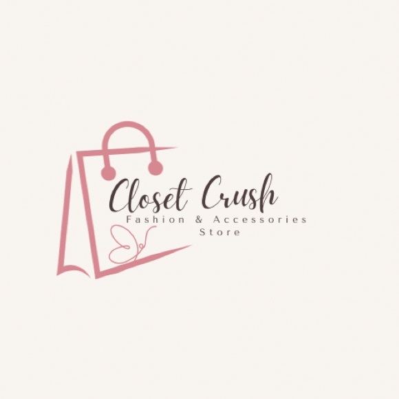 Meet your Posher, Danielle - Picture 2 of 3